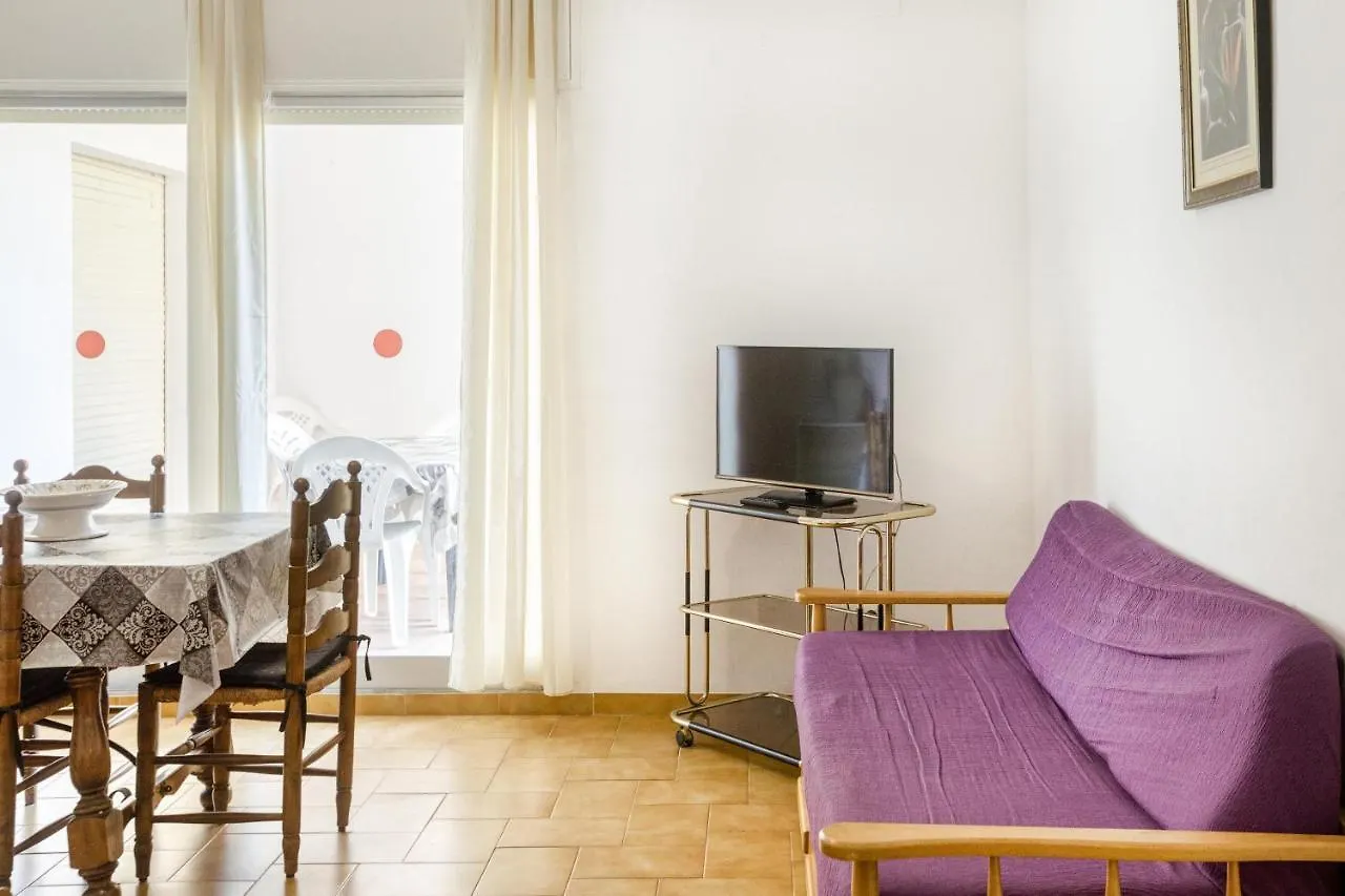 Apartment Apart En Paseo Maritimo 1-3 Llanca